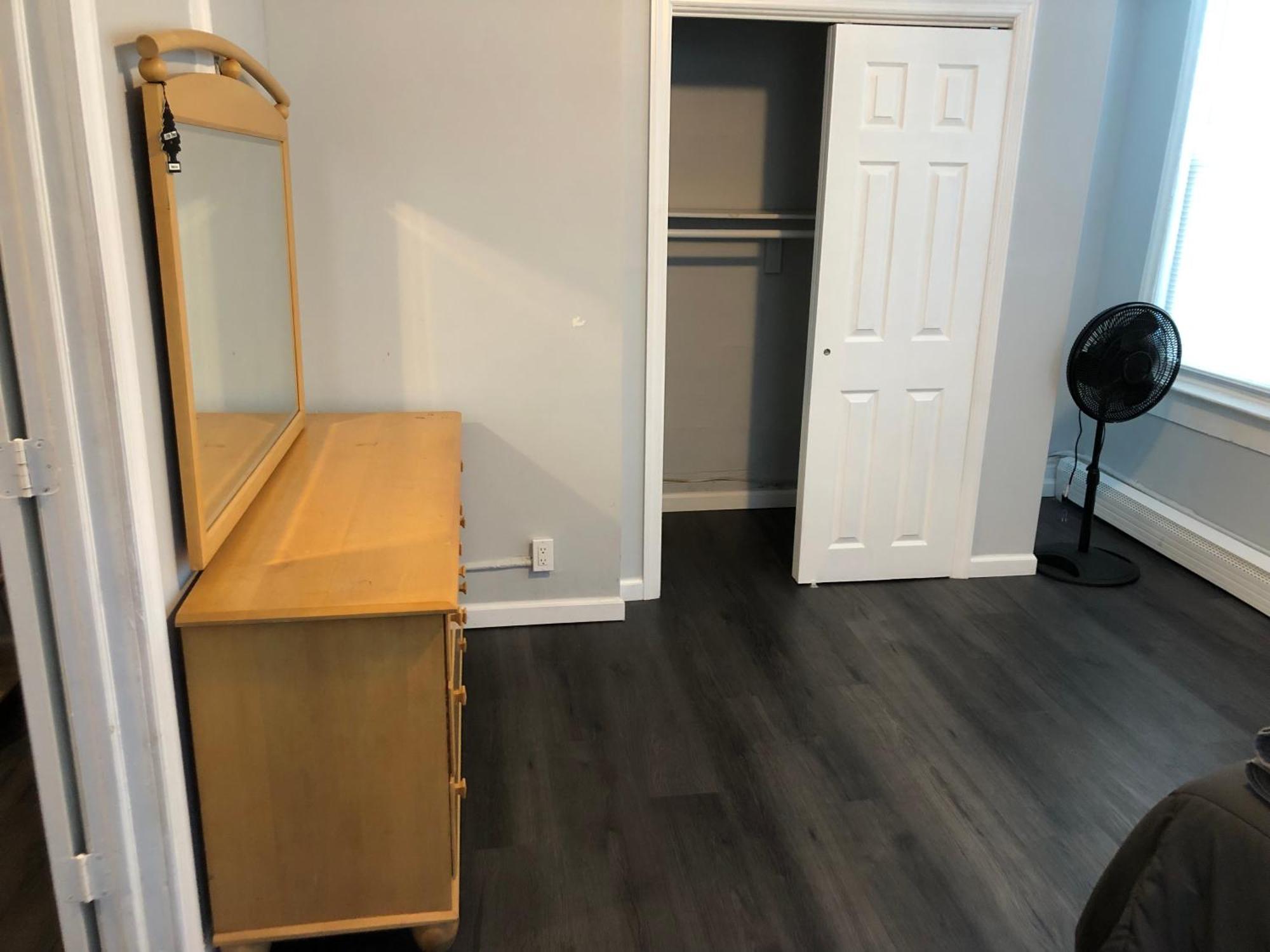 Private 2-Bedroom With Free Parking And Direct Bus To Nyc Manhattan Only 2 Blocks Away Linden Exterior foto